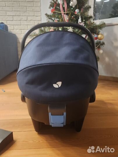 Детское автокресло до 1 года
