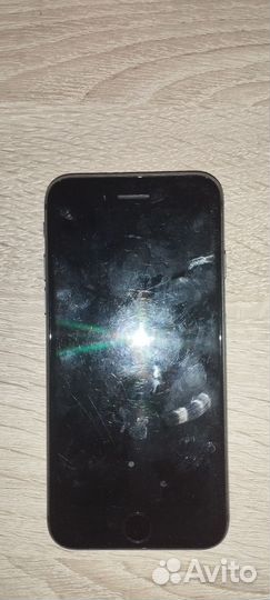 iPhone 8, 64 ГБ