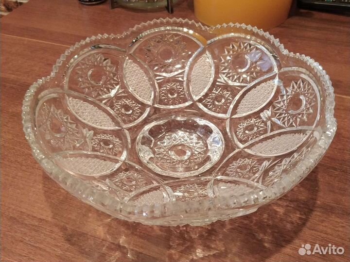Хрустальное блюдо