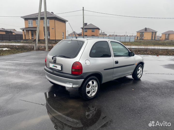 Opel Corsa 1.2 AT, 2000, 200 000 км