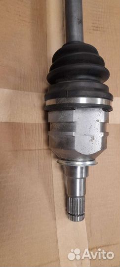 Шрус Полуось передняя правая Toyota Avensis