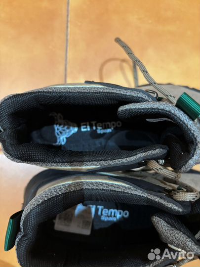 Ботинки унисекс 40р