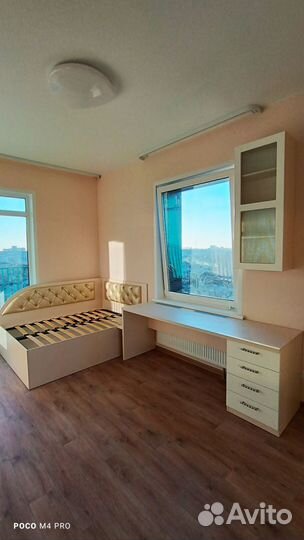 Шкаф-купе, кухня, стол, гардеробная