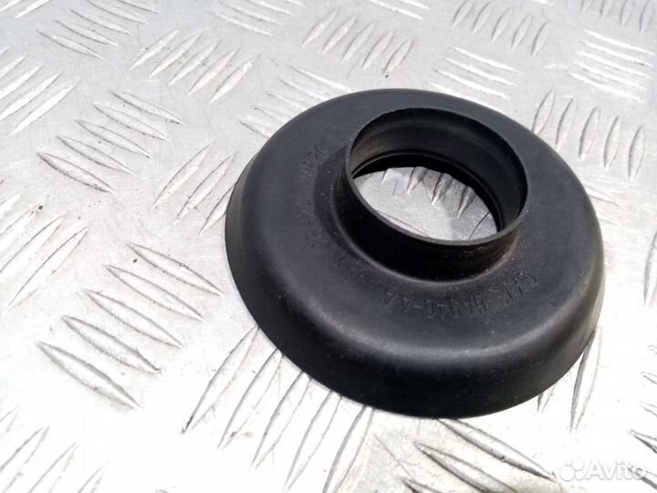 Б/У Пыльник маслозаливной горловины#002