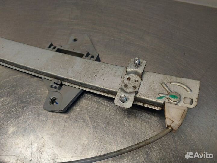 Стеклоподъемник передний правый Hyundai Solaris RB