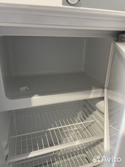 Холодильник indesit itd 125 w