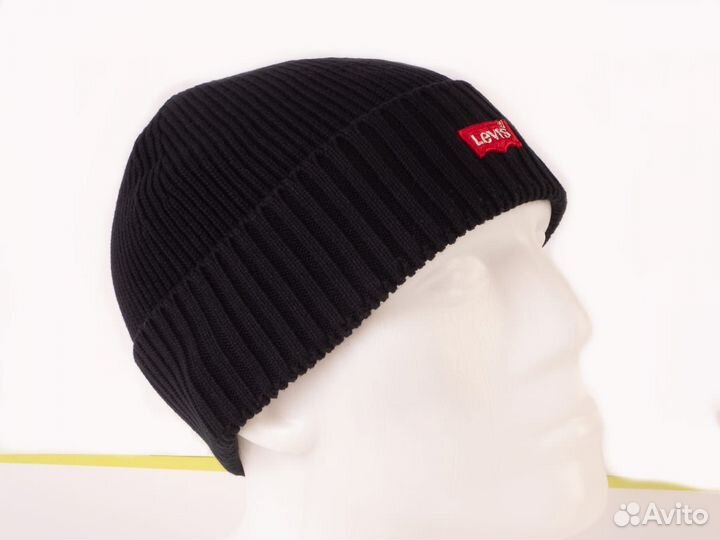 Мужская зимняя шапка