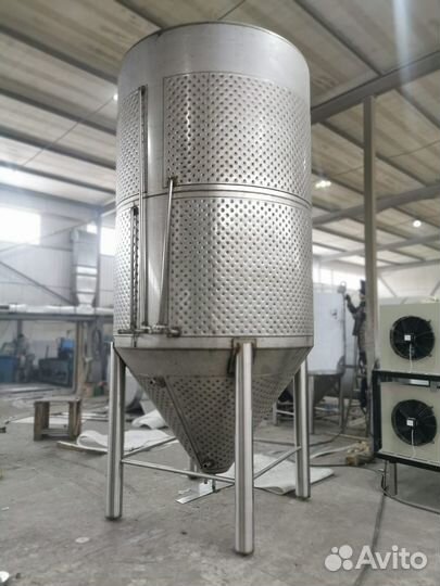 Цилиндро-конический танк (Ферментер) цкт 7000 л