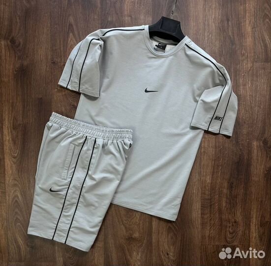 Спортивный костюм nike