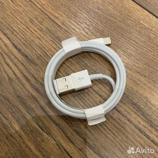 Оригинальный кабель Apple Lightning