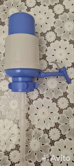 Бутылка 19л и помпа