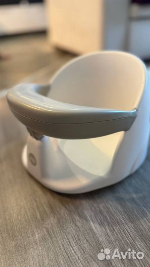 Стульчик для купания Happy Baby