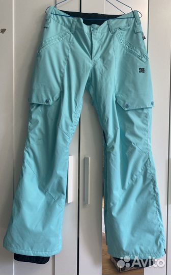 Сноубордический костюм женский