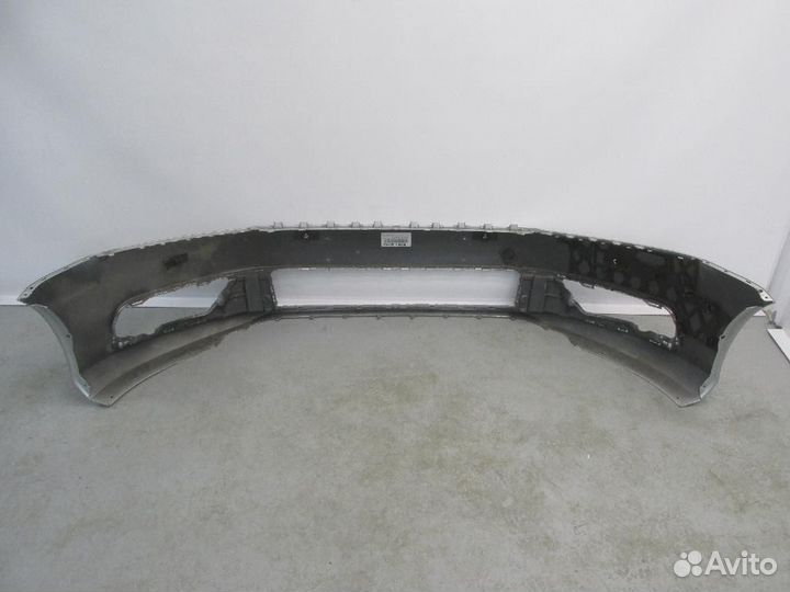 Бампер передний Volkswagen Passat