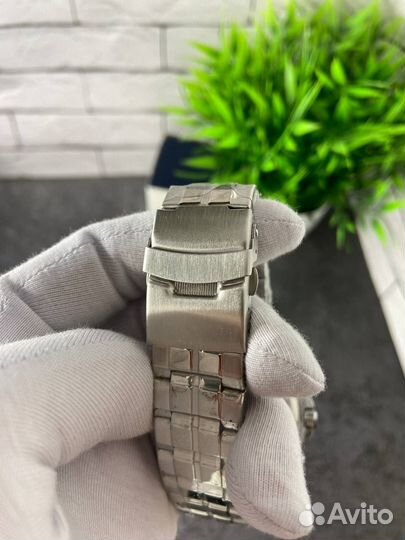 Часы кварцевые Casio Edifice