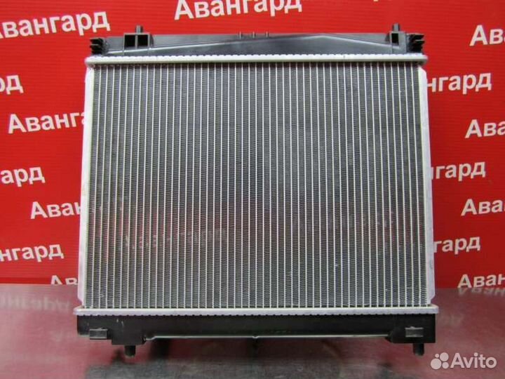 Радиатор охлаждения Toyota Yaris XP90 1.0 / 1.3