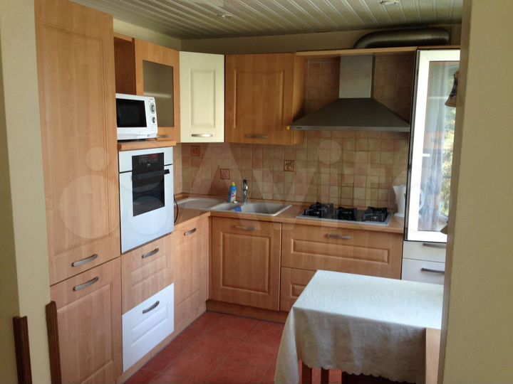 3-к. квартира, 70 м², 4/5 эт.