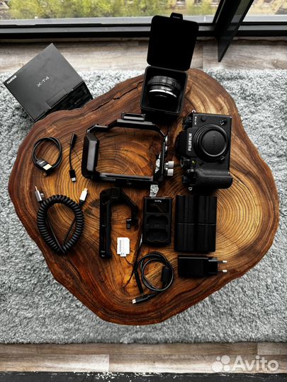 Fujifilm X-T4 (Хороший комплект)