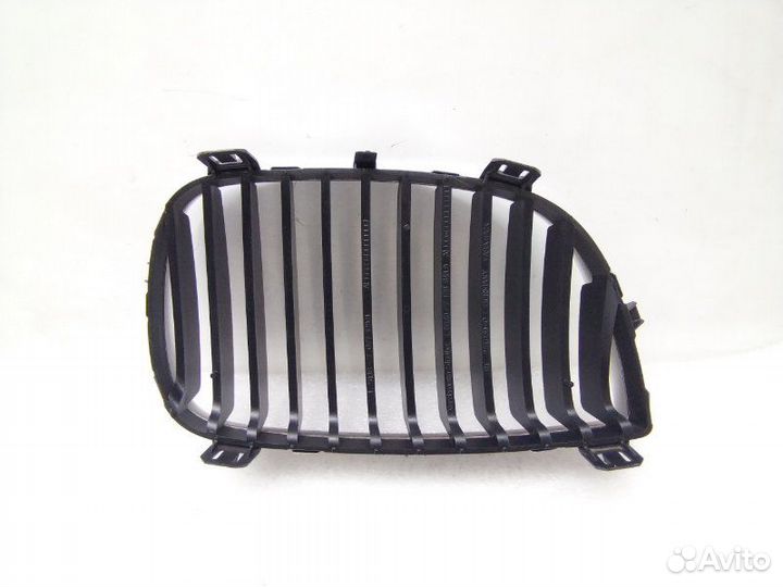 Решетка радиатора передняя левая Bmw 1-Series E87