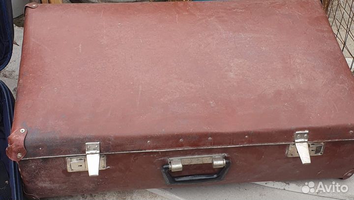 Чемоданы из кожи СССР