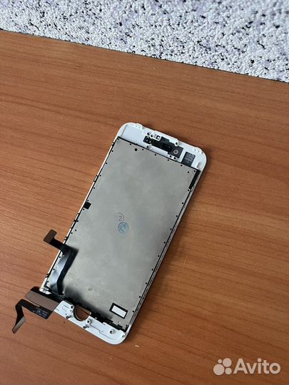 Дисплей на iPhone 7 б/у