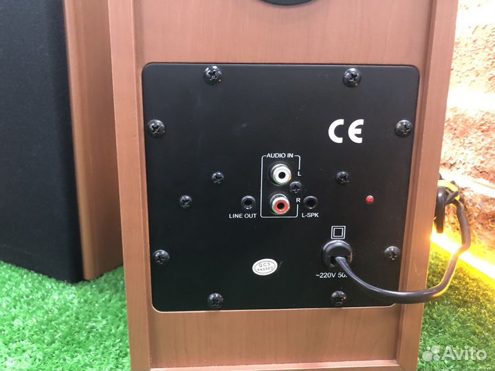 Z9495 Колонки sven 2.1 sps-611s