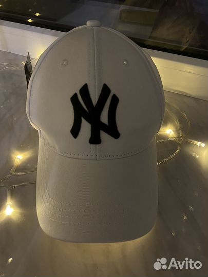 Кепка белая NY