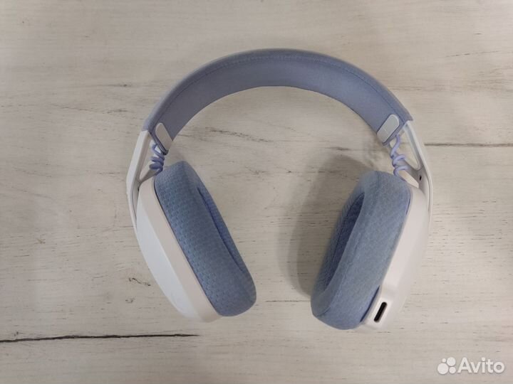 Беспроводные наушники Logitech G435 белый