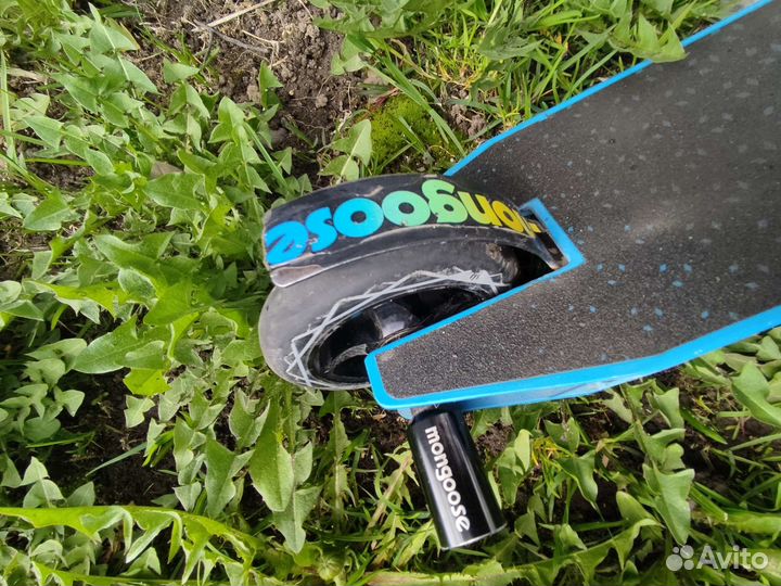 Трюковой самокат mongoose