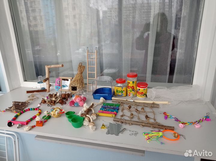 Игрушки для попугаев