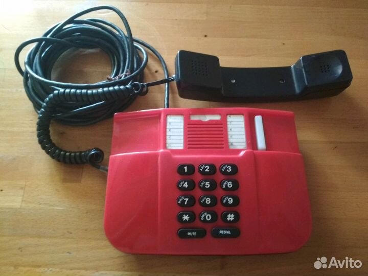 Стационарный телефон