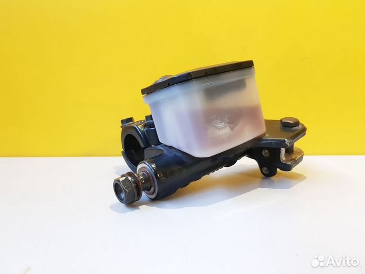 Тормозная машинка с бачком BRP Ski-Doo Lynx