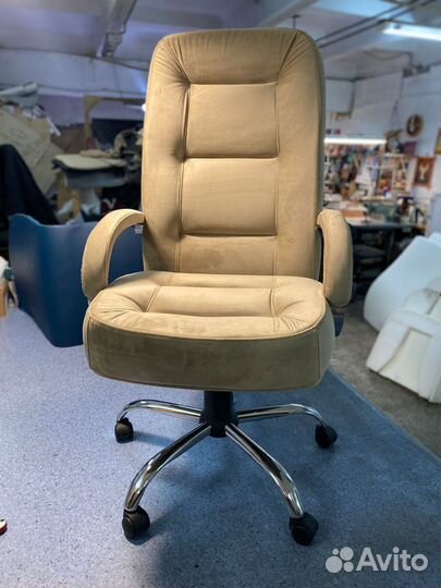 Кресло офисное