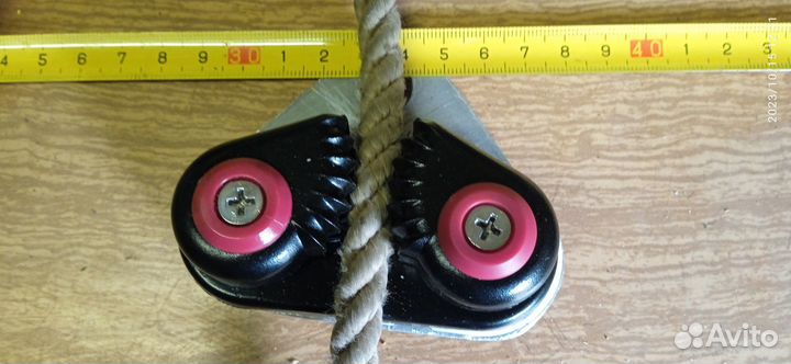 Якорный кулачковый рым