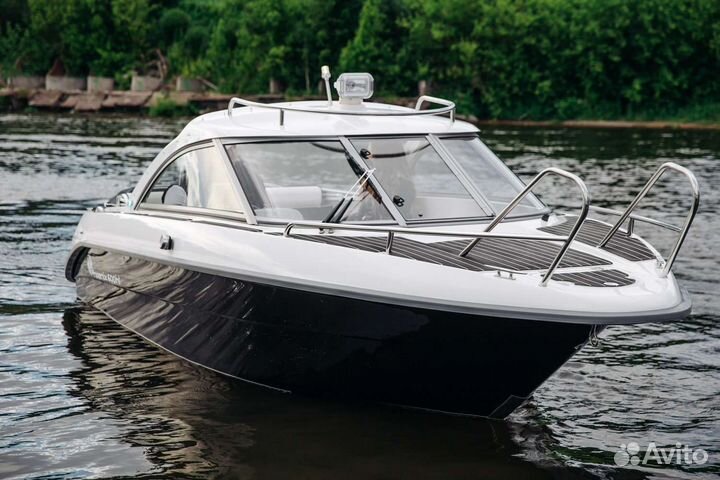 Катер Phoenix 600HT