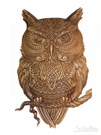 Резное панно из дерева 