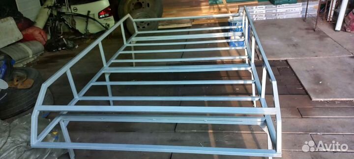 Багажник на крышу и лестницу, от хайса гарбатого