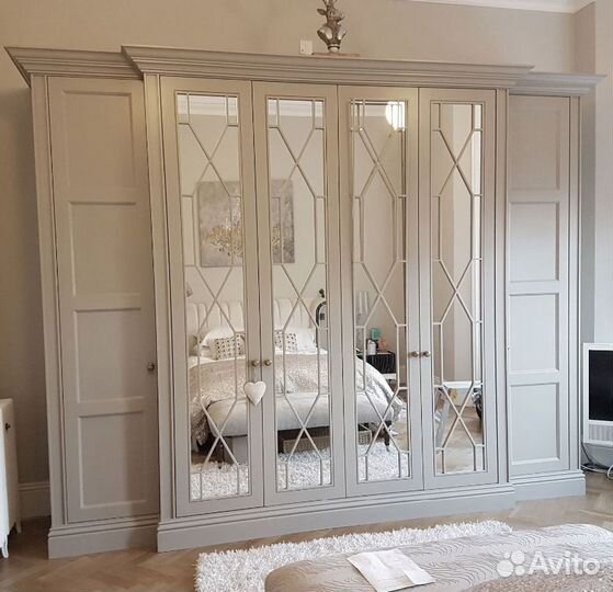 Шкаф угловой