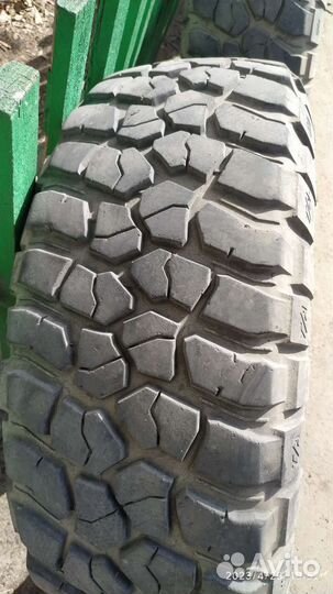 Bfgoodrich Mud-Terrain T/A KM2 265/70 R17