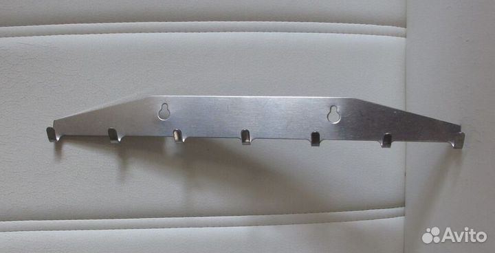 Вешалка (крючки)