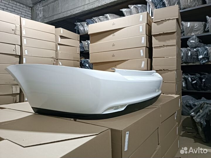 Бампер задний приора хэтчбек цвет белый