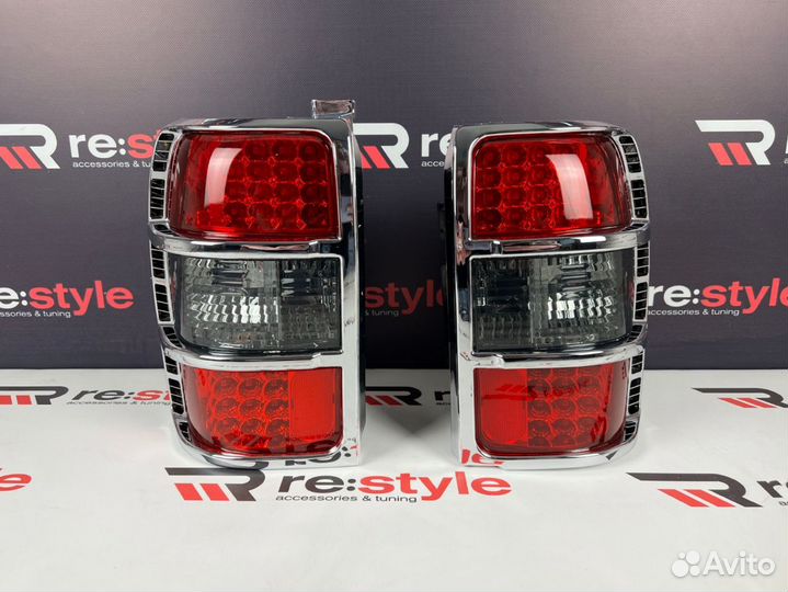 Стопы Mitsubishi Pajero 32 Красно-черные T1820