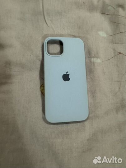 Чихлы на айфон 14