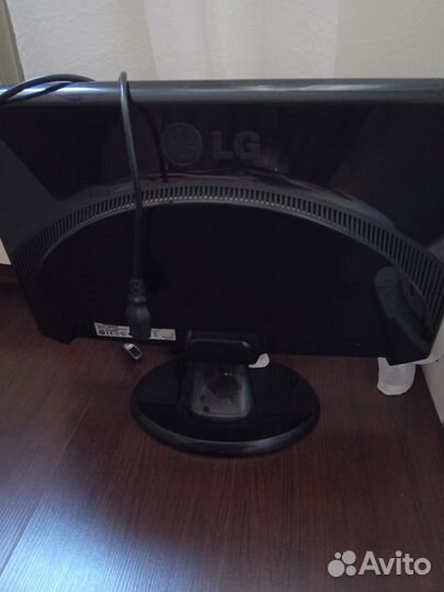 Монитор LG