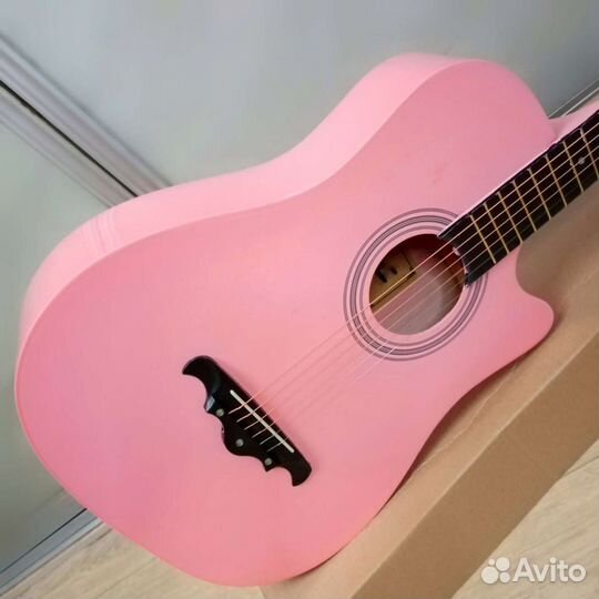 Гитара новая акустическая розовая