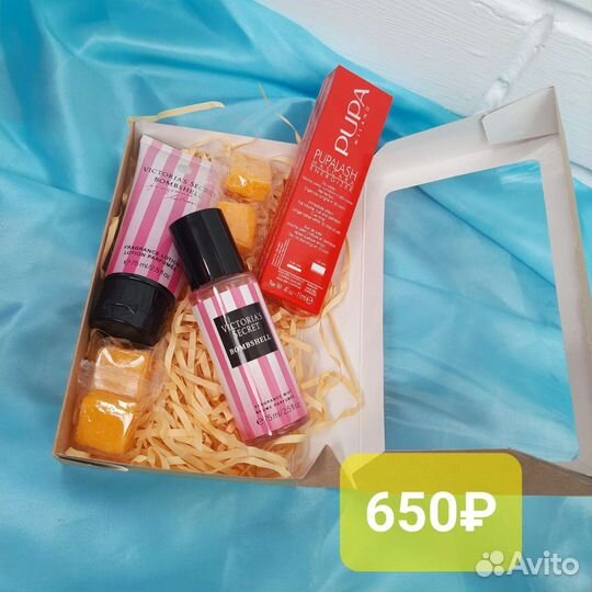 Набор косметики в подарок