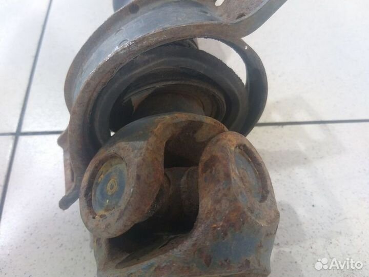 Карданный вал Мерседес