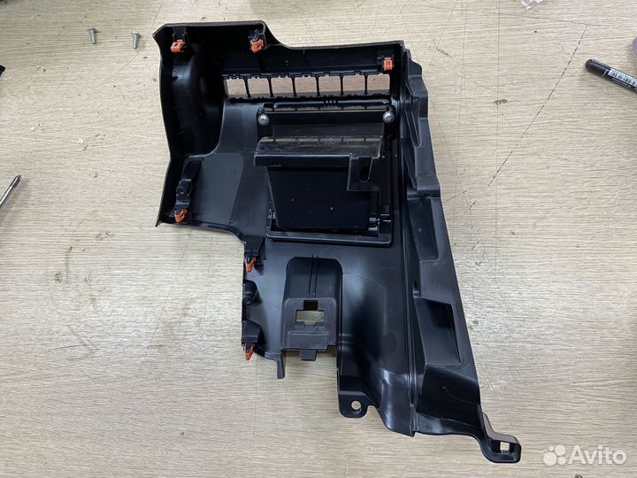 Накладка торпеды под кнопки Toyota Camry 75