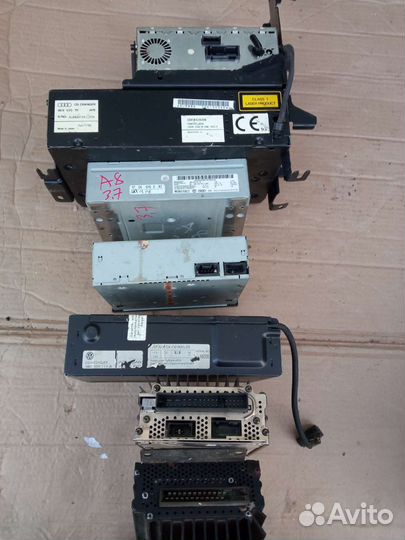 Audi A8 стереоусилитель