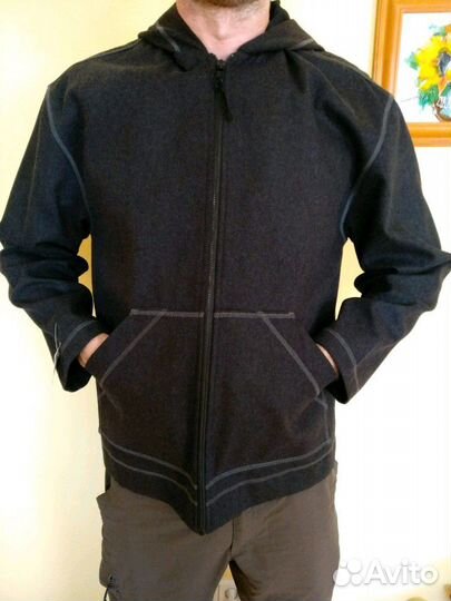 Новая мужская куртка